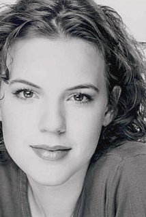 Erika Thomas