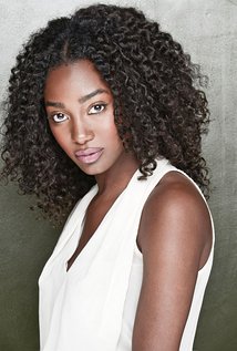 Mouna Traoré