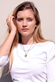 Mia Healey