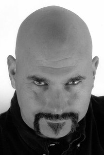 Ari Bavel