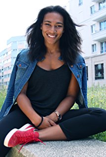 Marie Mouroum