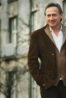 Bernard Hiller