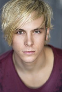 Riker Lynch